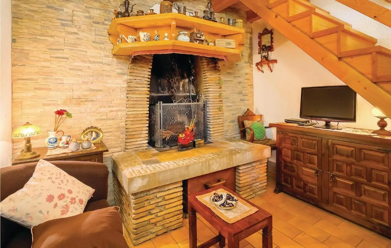 Nice Home In Bartici With Kitchen Barbici Σπίτι διακοπών